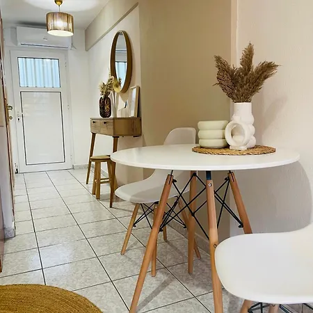 Adoms Rooms Orfanion Exterior photo